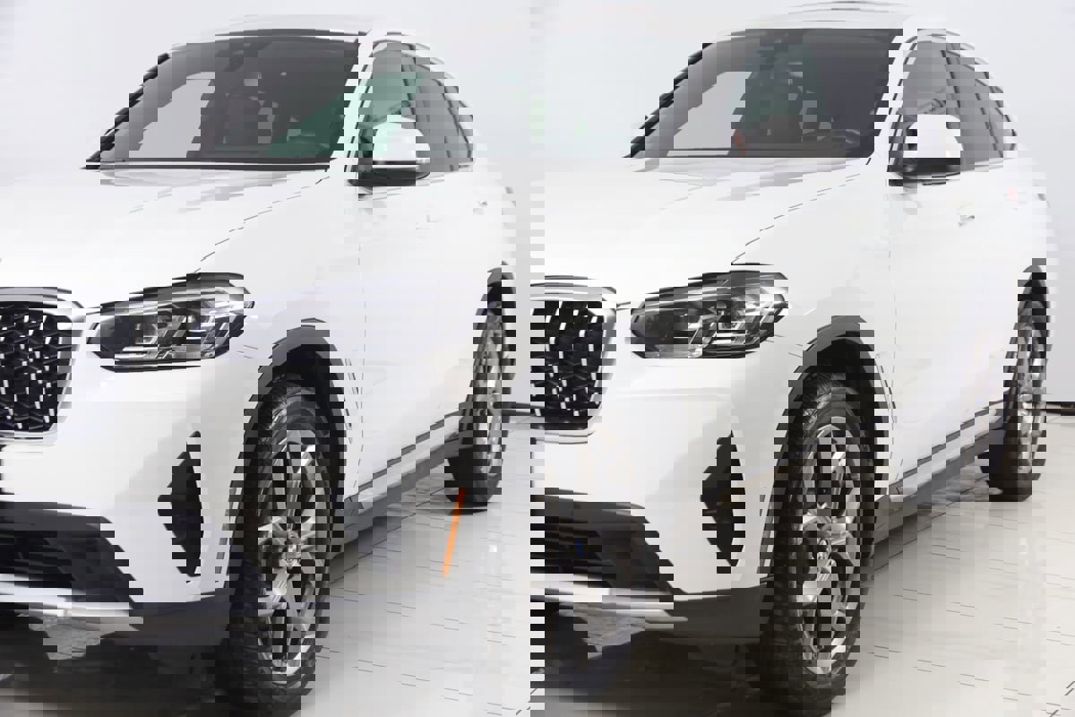 Used 2022 BMW X4 xDrive30i w/ Convenience Package image 59