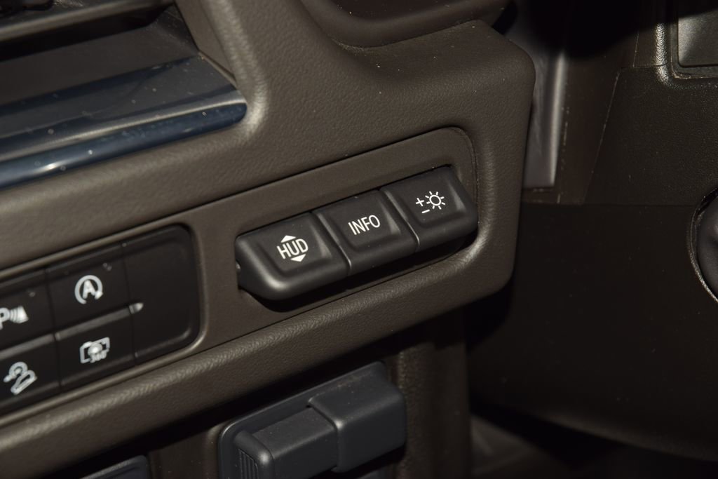 Used 2023 Chevrolet Tahoe High Country AWD/4WD image 38