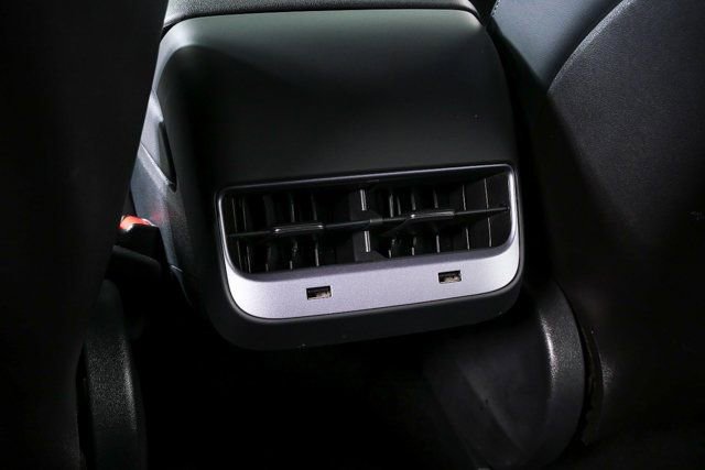 Used 2020 Tesla Model 3 Long Range image 18