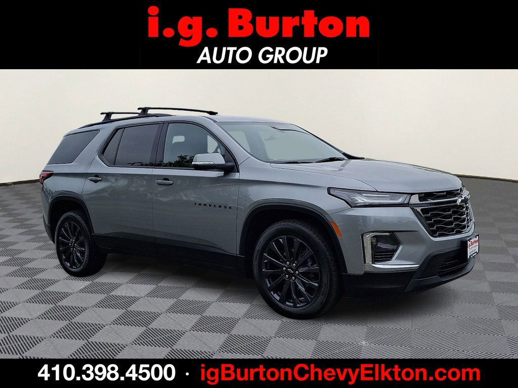 Used 2023 Chevrolet Traverse RS w/ LPO, Floor Liner Package AWD/4WD image 1
