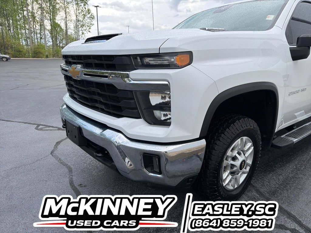 Used 2024 Chevrolet Silverado 2500 LT w/ Convenience Package AWD/4WD image 19