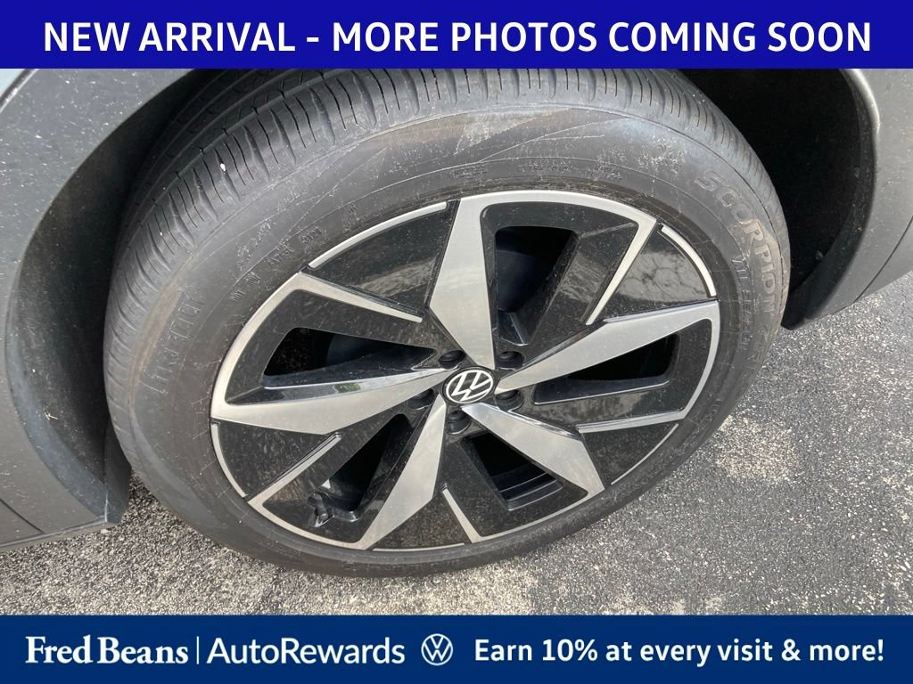 Used 2024 Volkswagen ID.4 Pro S AWD/4WD image 13