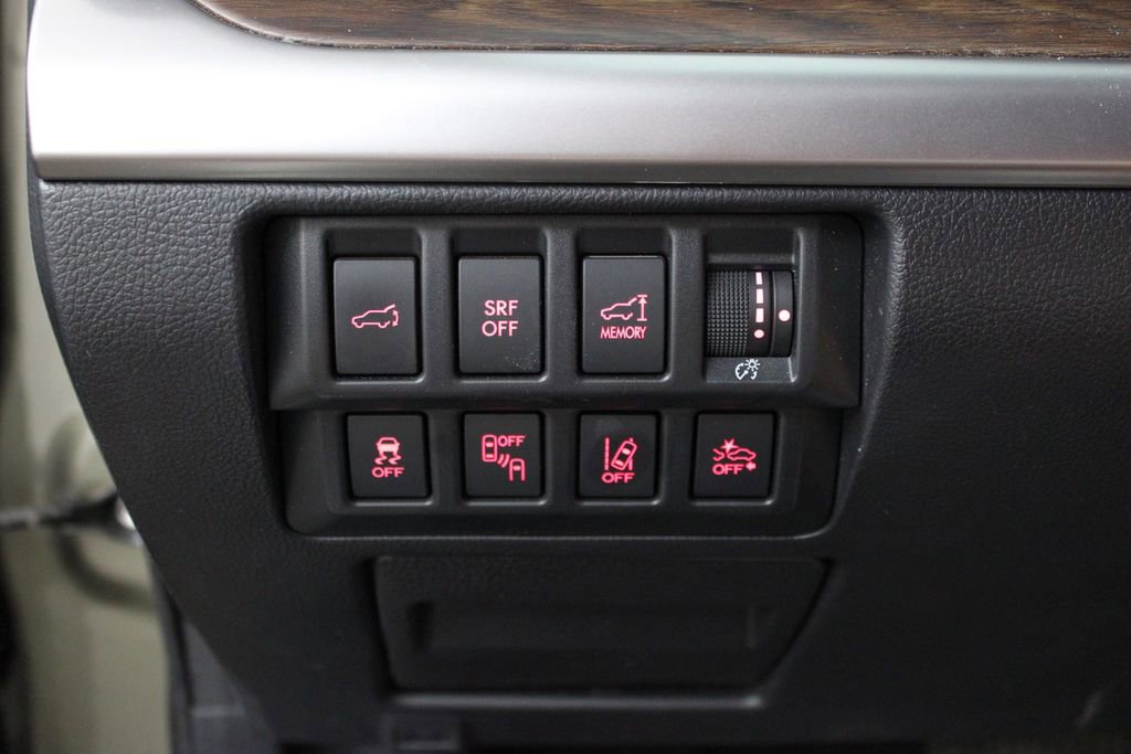 Used 2017 Subaru Outback 3.6R Touring w/ Popular Package #5A image 40