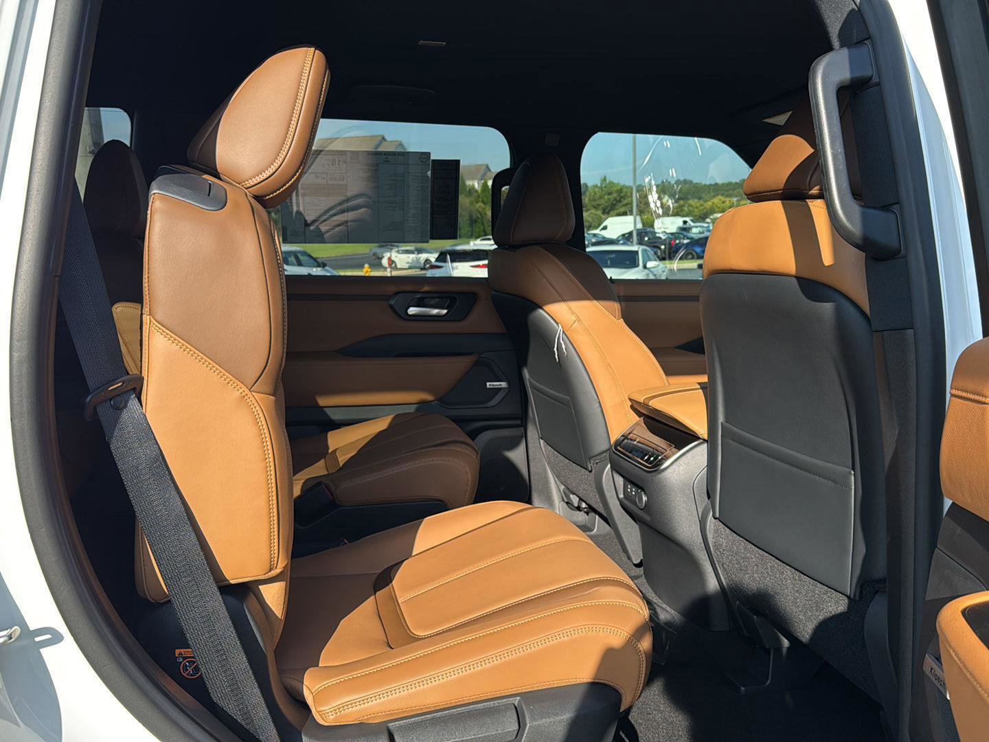 New 2026 Nissan Armada SL image 11