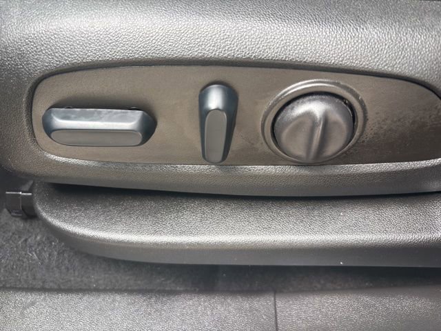 Used 2023 Chevrolet Equinox RS w/ RS Leather Package image 20