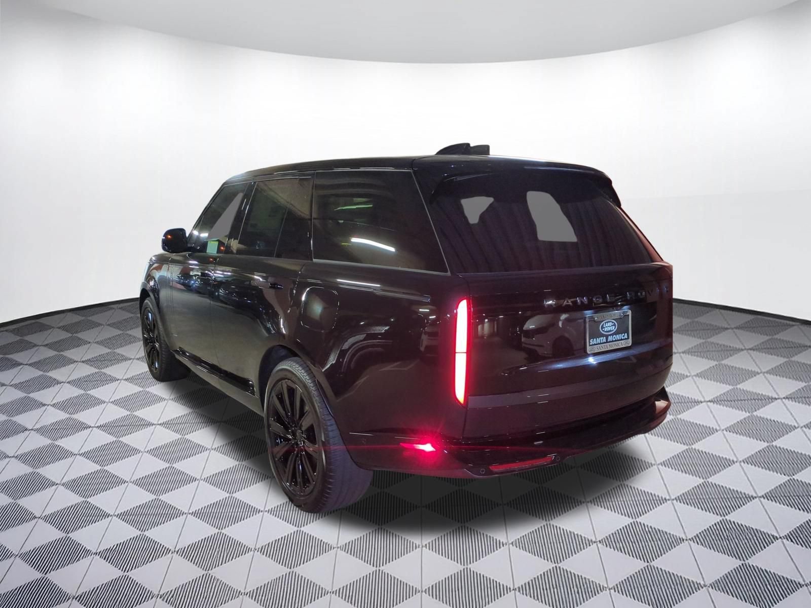 New 2026 Land Rover Range Rover SE AWD/4WD image 3