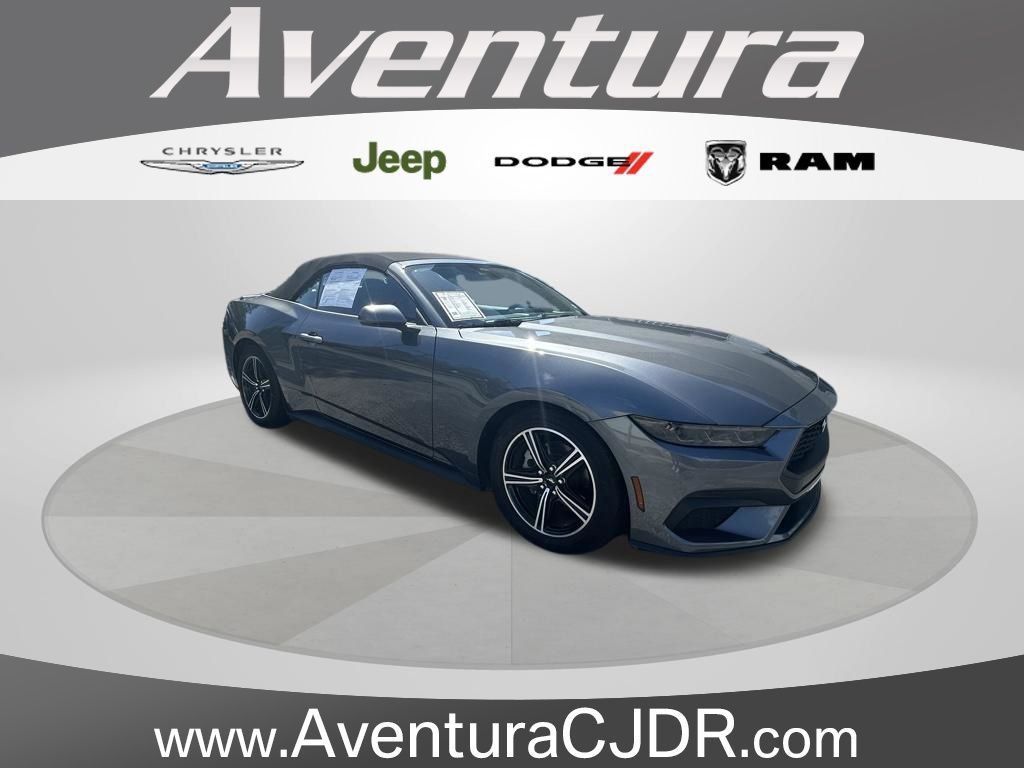 Used 2025 Ford Mustang Premium image 1