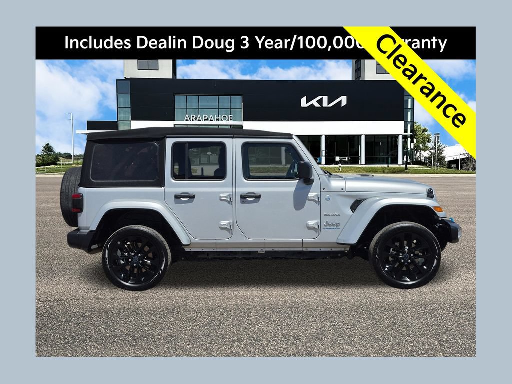 Used 2024 Jeep Wrangler Unlimited Sahara AWD/4WD image 1