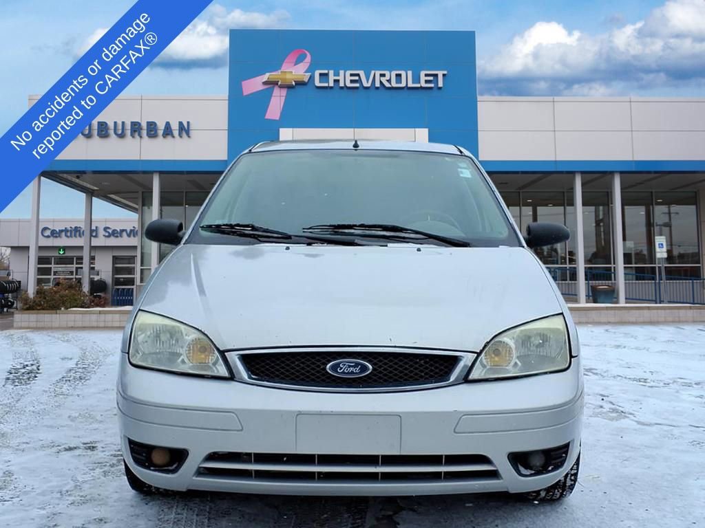 Used 2007 Ford Focus ZX5 Hatchback image 2