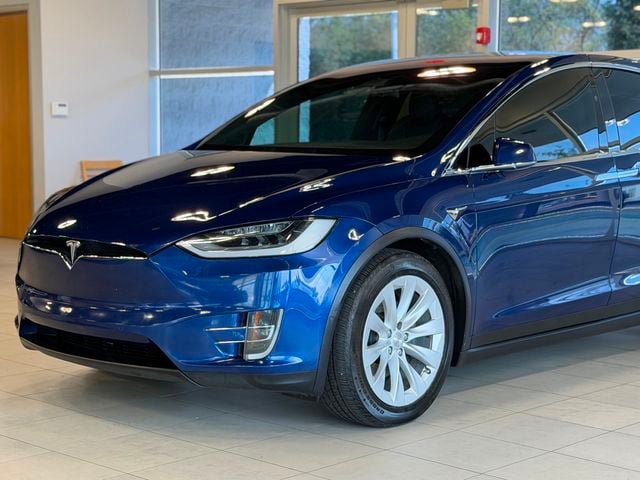 Used 2020 Tesla Model X Long Range AWD/4WD image 4