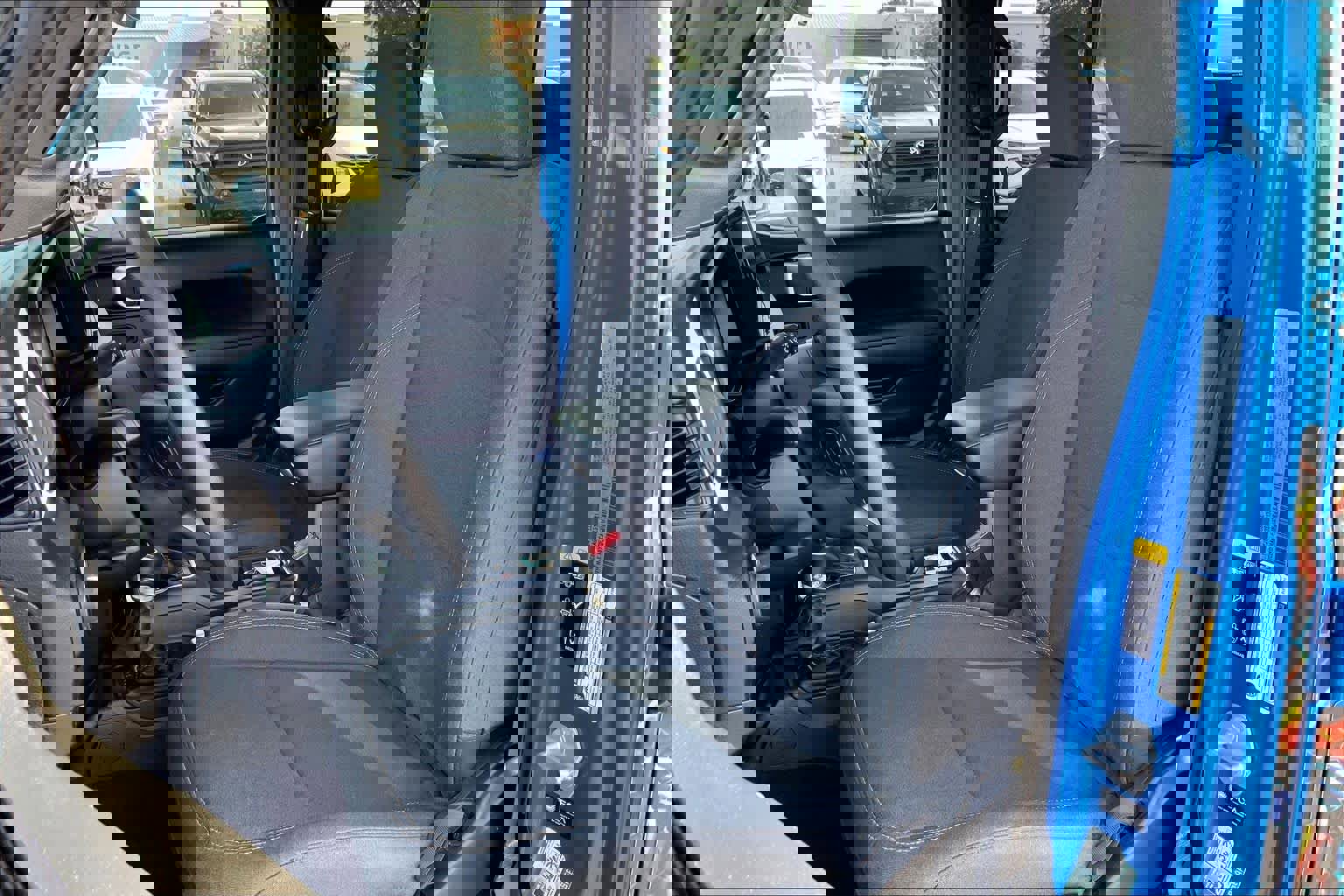 Used 2025 Jeep Gladiator Sport image 7