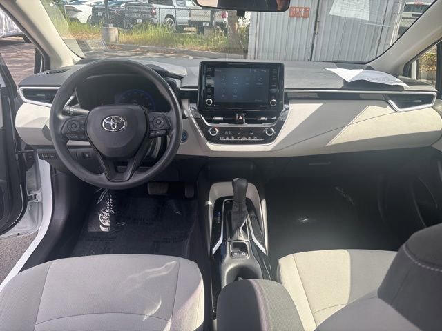 Used 2022 Toyota Corolla LE image 24
