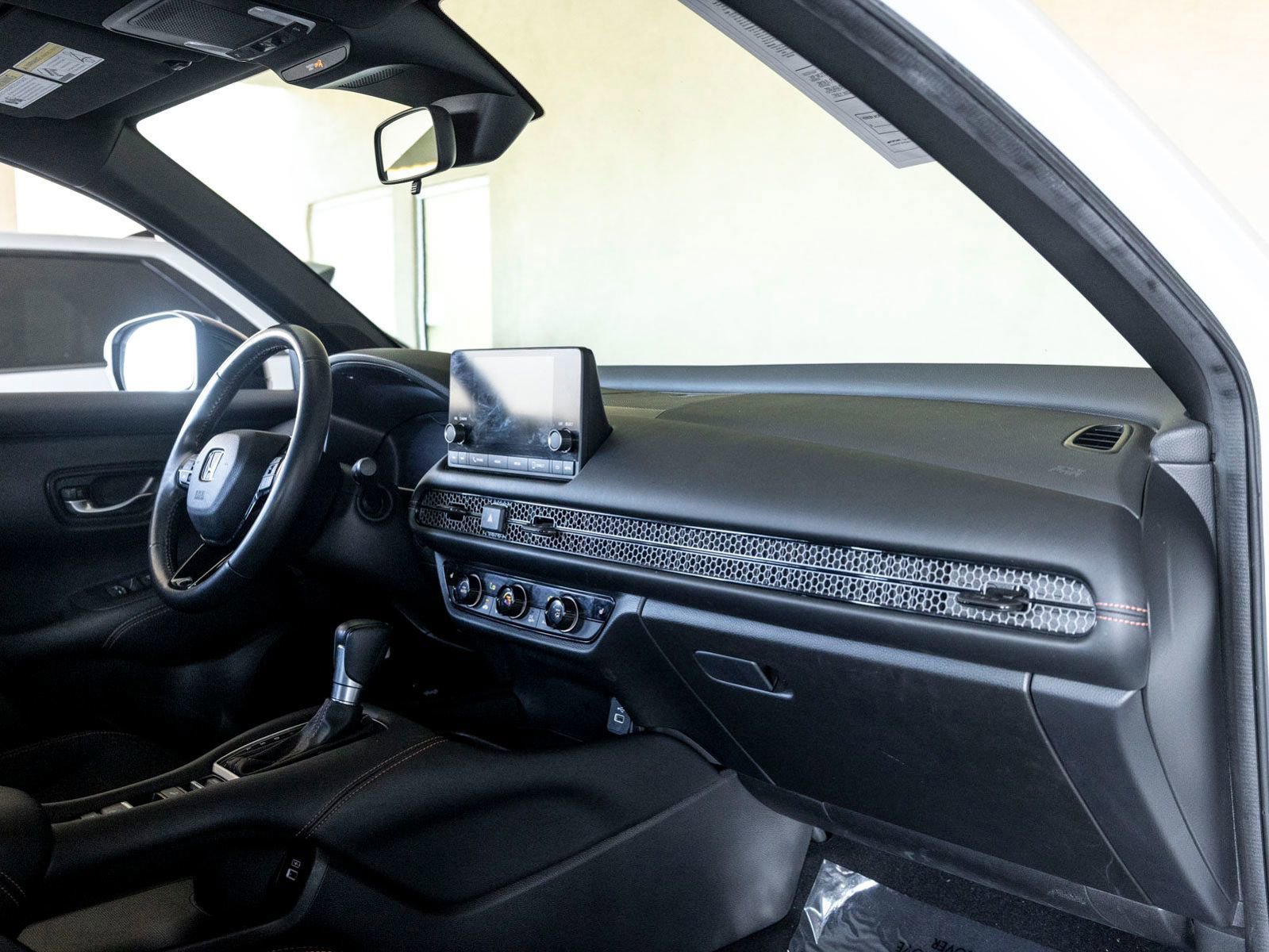 Used 2023 Honda HR-V Sport image 28