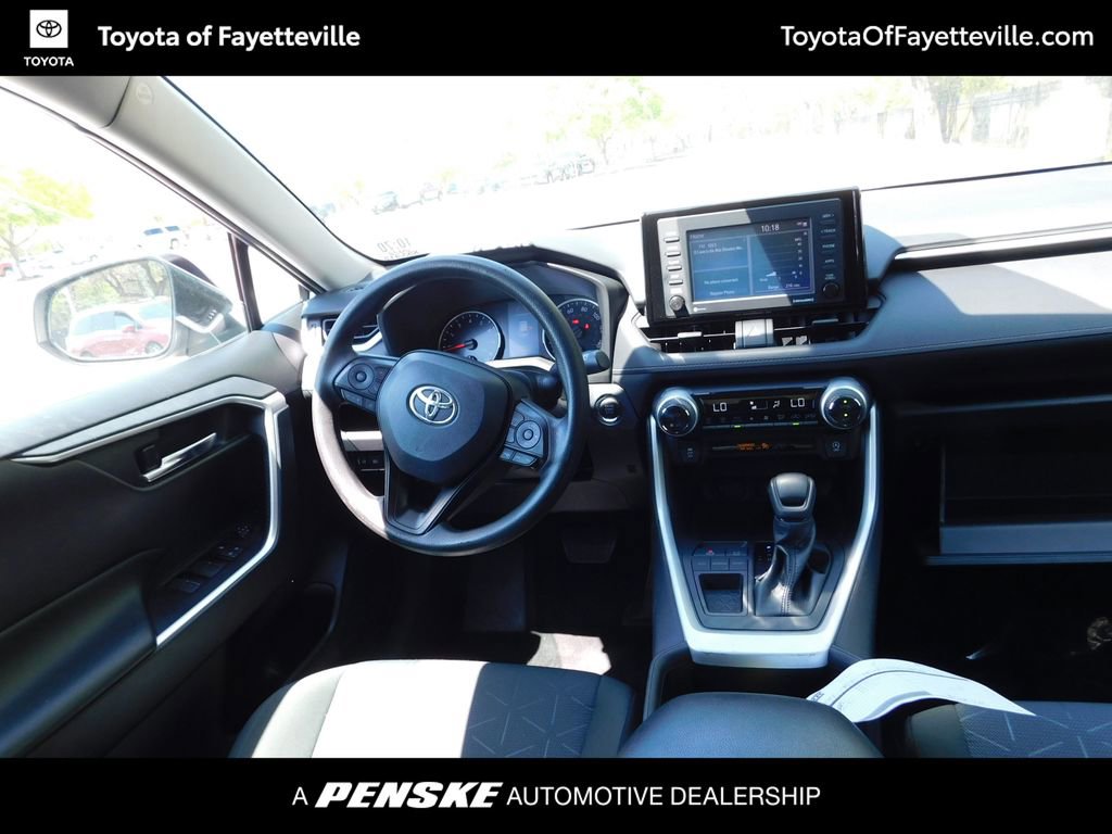 Used 2022 Toyota RAV4 XLE image 6