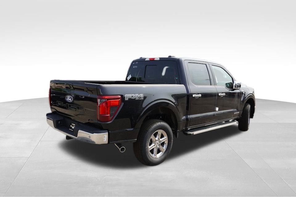 New 2025 Ford F150 XLT w/ Equipment Group 302A MID image 3