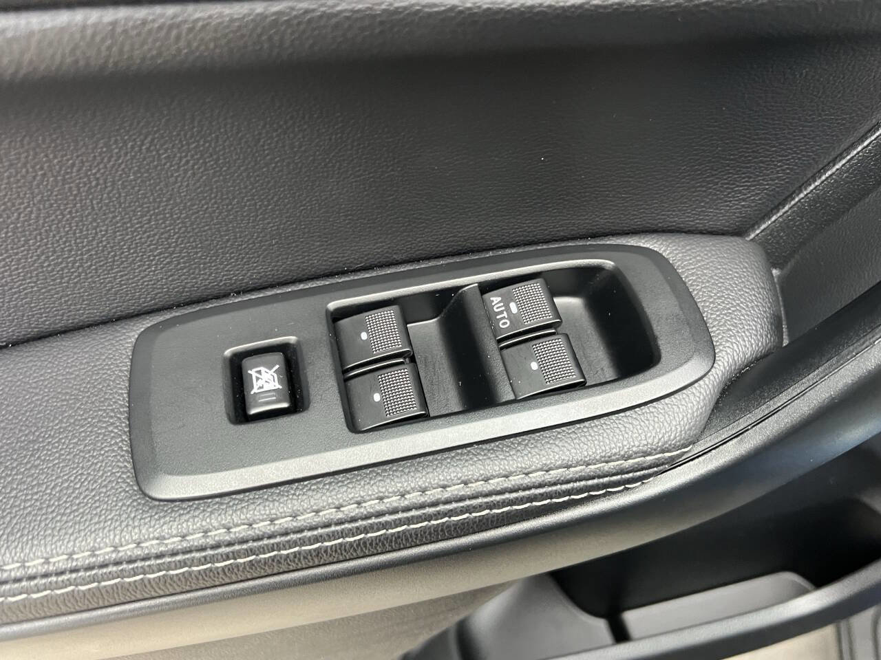 Used 2020 Ford Ranger Lariat w/ Equipment Group 501A Mid image 19