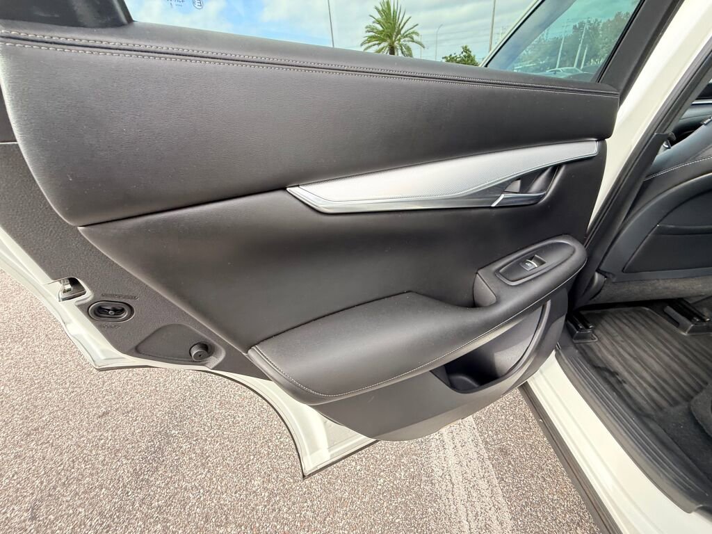 Used 2019 INFINITI QX50 Essential w/ Premium Heat Package image 18