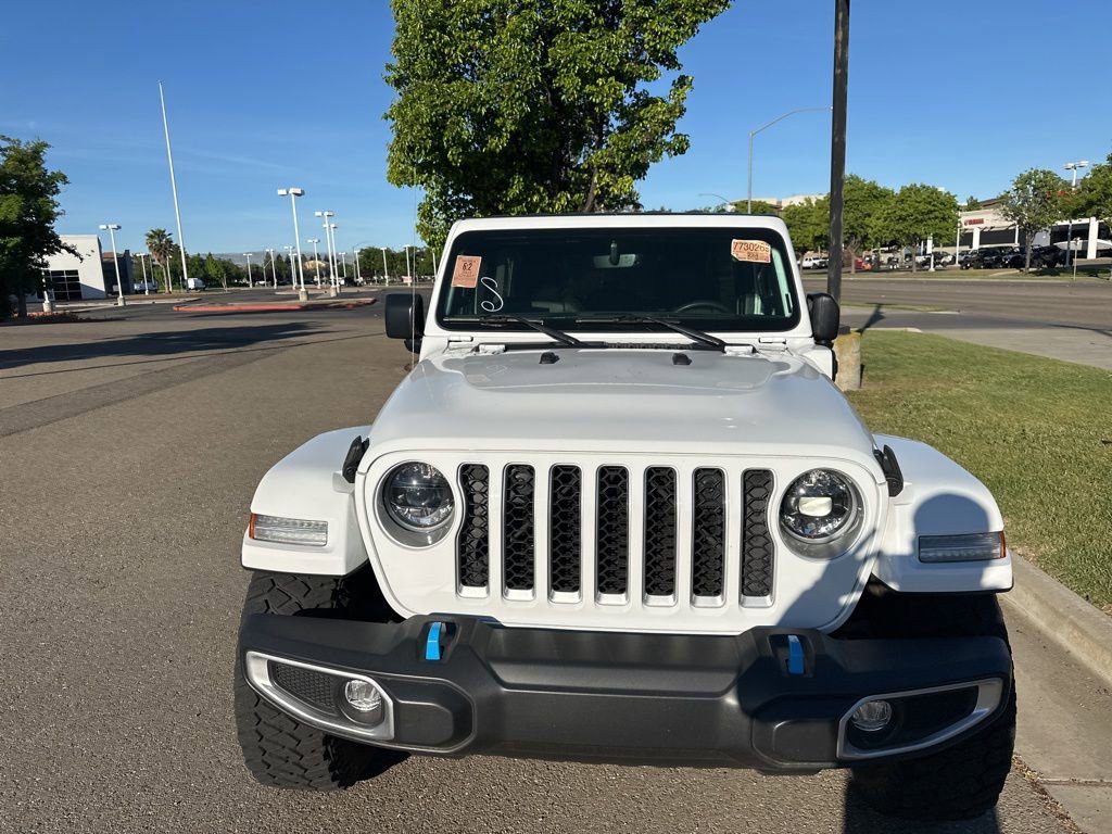 Used 2023 Jeep Wrangler Unlimited Sahara image 2
