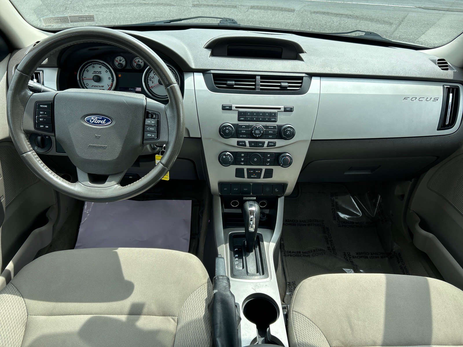 Used 2009 Ford Focus SES FWD image 3