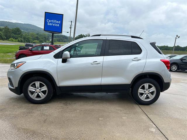Certified 2022 Chevrolet Trax LT w/ LT Convenience Package image 7