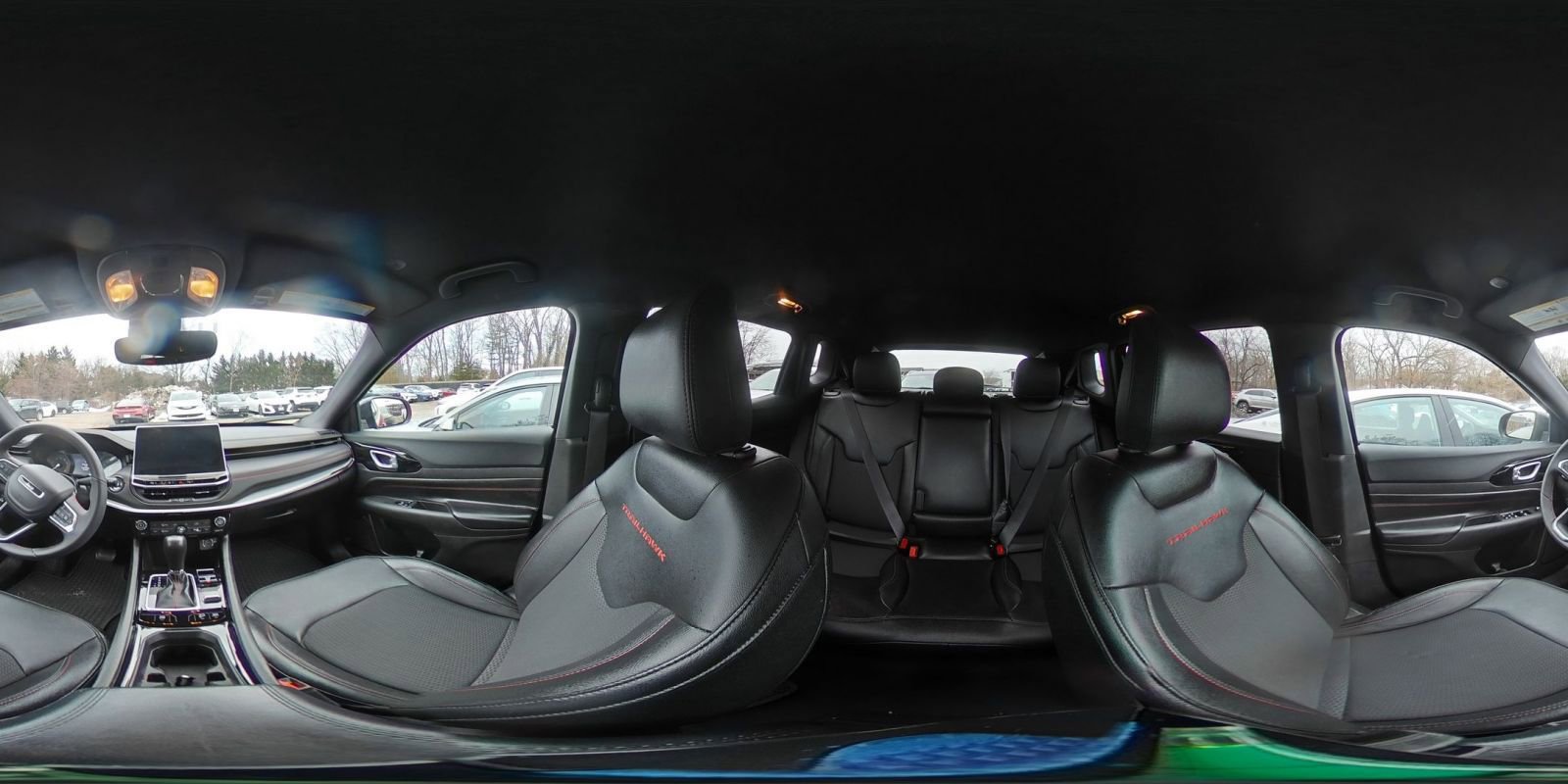 Used 2025 Jeep Compass Trailhawk image 41