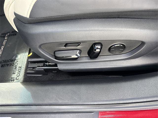 Certified 2024 Lexus ES 350 w/ Luxury Package image 12