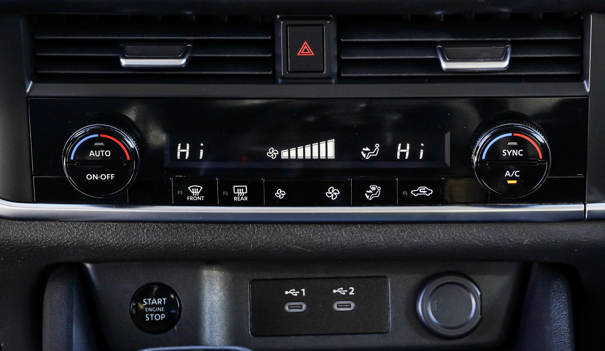 Used 2025 Nissan Rogue SV image 35