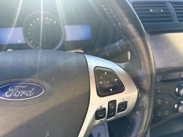 Used 2013 Ford Explorer XLT image 22