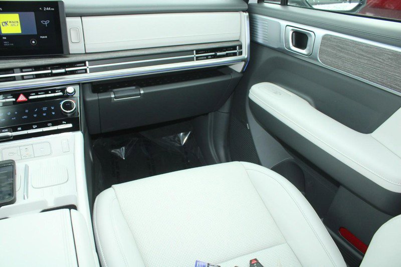 Used 2026 Hyundai Santa Fe Limited image 17