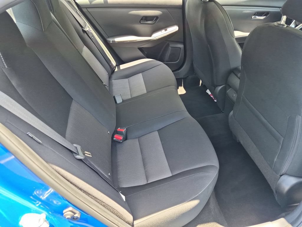 Used 2025 Nissan Sentra SV FWD image 29