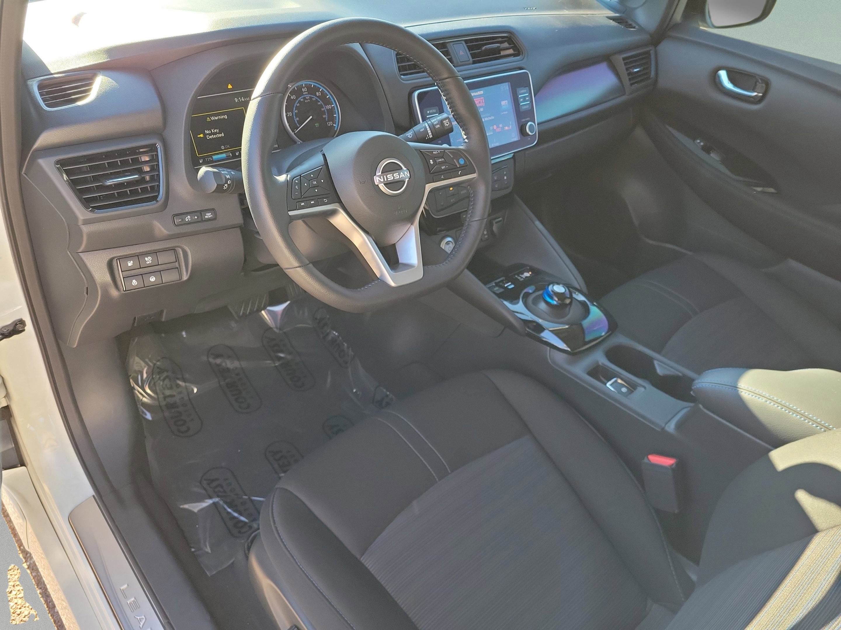 Certified 2024 Nissan Leaf SV Plus image 17