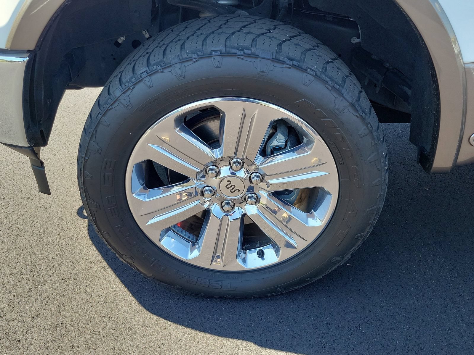 Used 2018 Ford F150 King Ranch w/ Equipment Group 601A Luxury AWD/4WD image 6