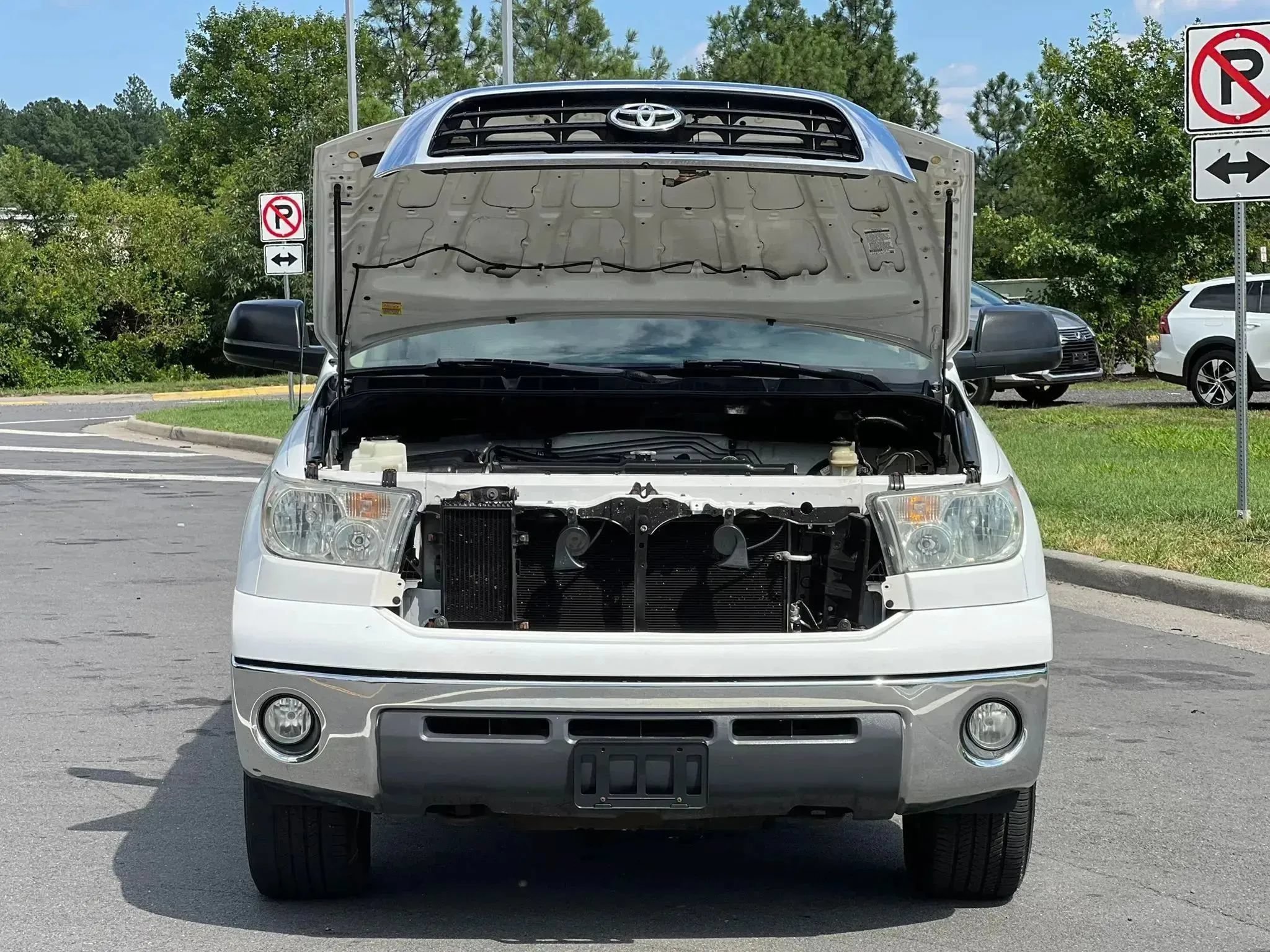 Used 2008 Toyota Tundra SR5 w/ TRD Off-Road Pkg AWD/4WD image 33