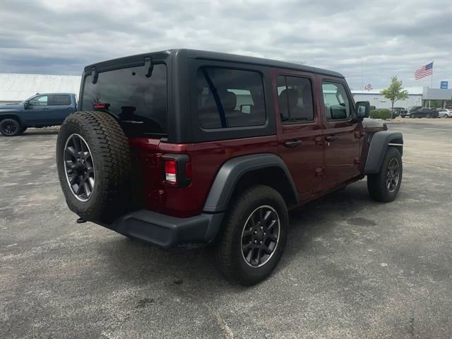 Used 2021 Jeep Wrangler Unlimited Sport image 31
