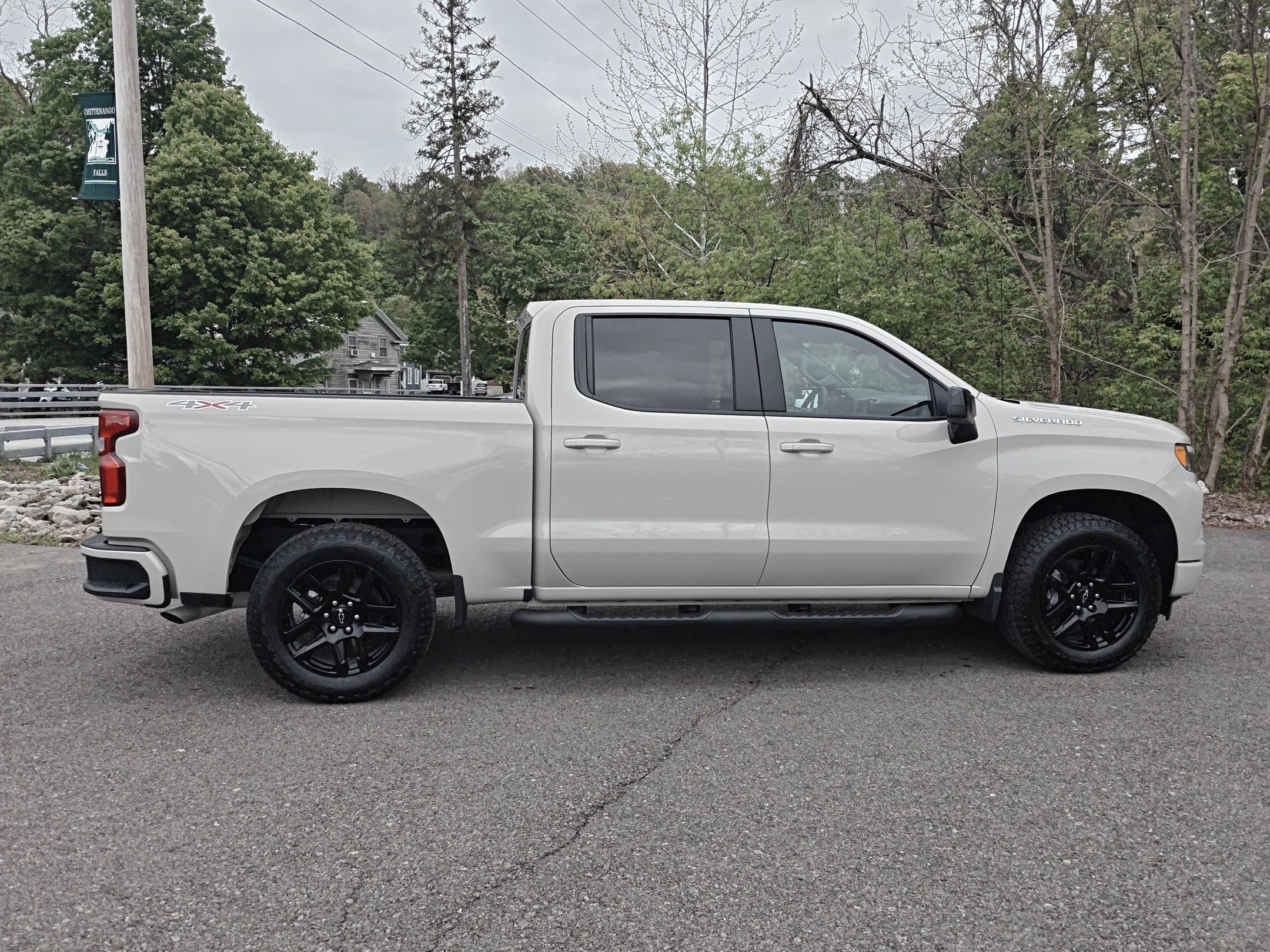 Certified 2026 Chevrolet Silverado 1500 RST w/ RST Select Package AWD/4WD image 8