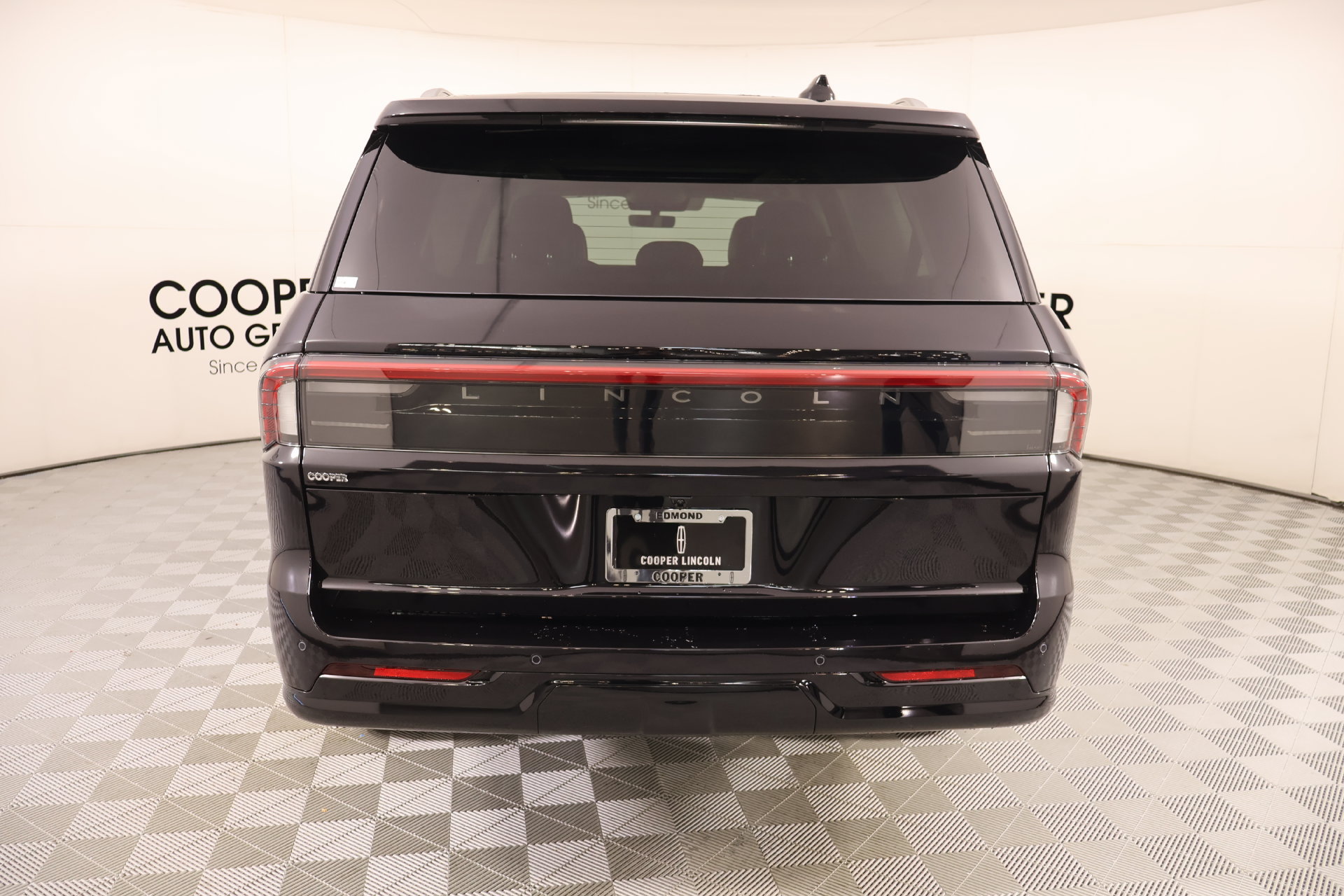 New 2027 Lincoln Navigator L Reserve AWD/4WD image 23