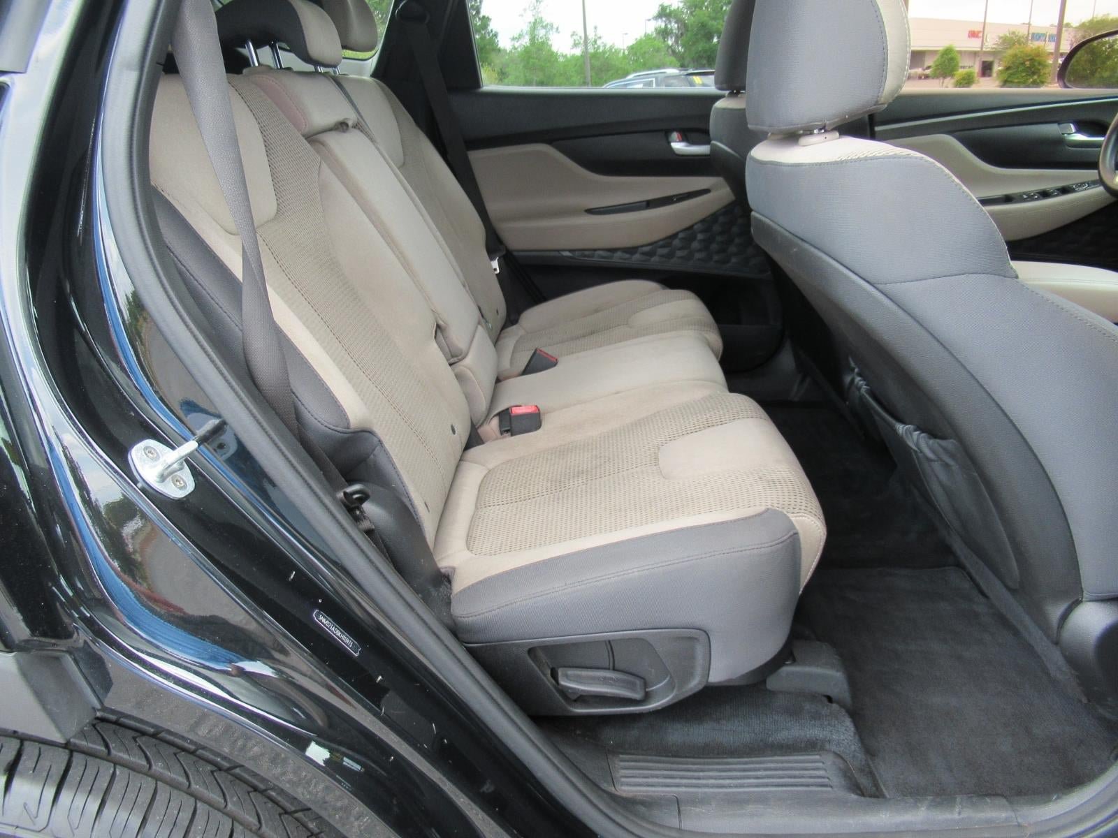Used 2019 Hyundai Santa Fe SE FWD image 29