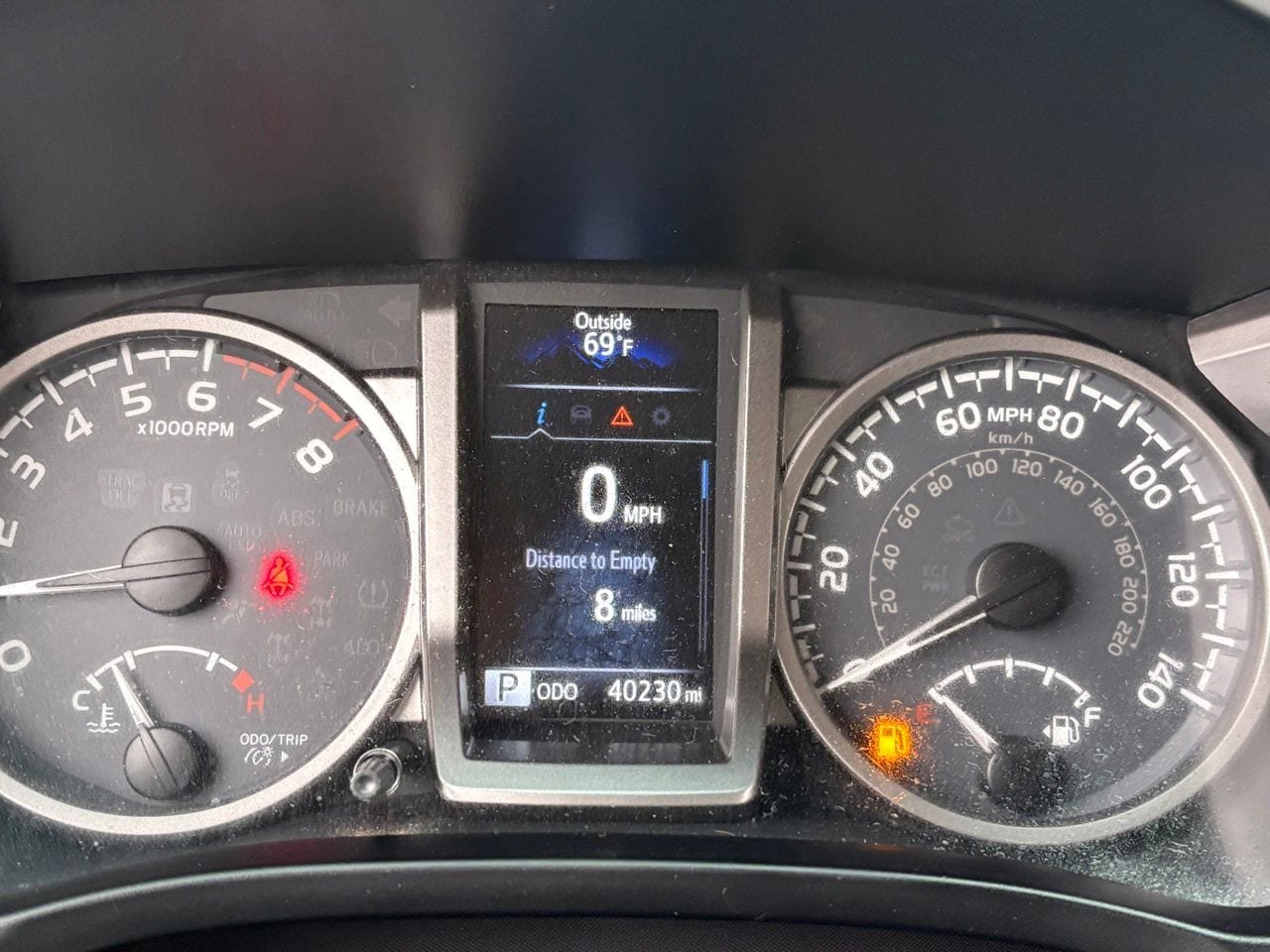 Used 2019 Toyota Tacoma SR5 AWD/4WD image 18