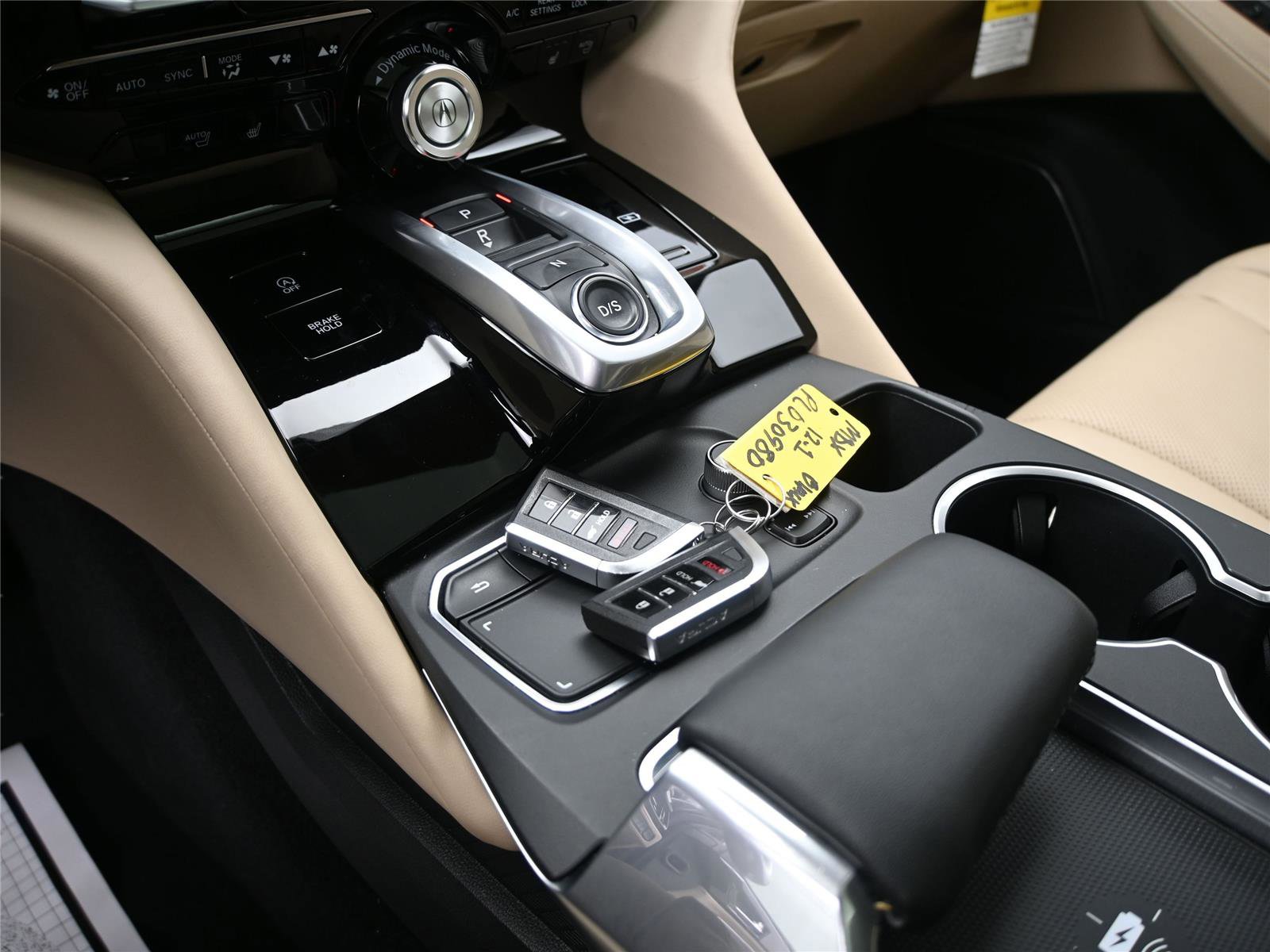 Certified 2023 Acura MDX SH-AWD w/ Technology Package image 6