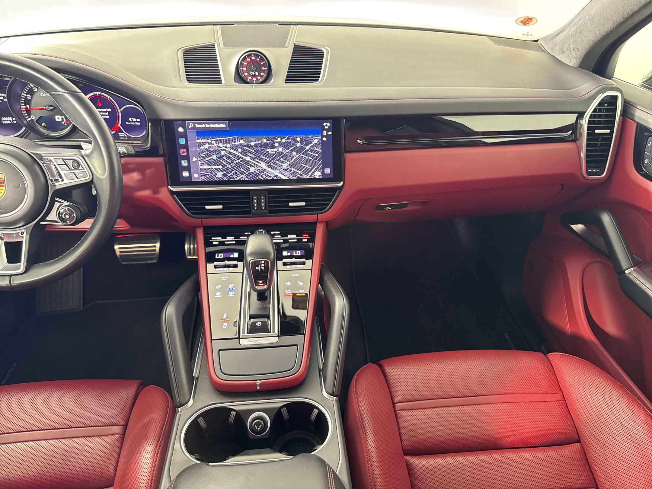 Certified 2022 Porsche Cayenne Turbo image 28