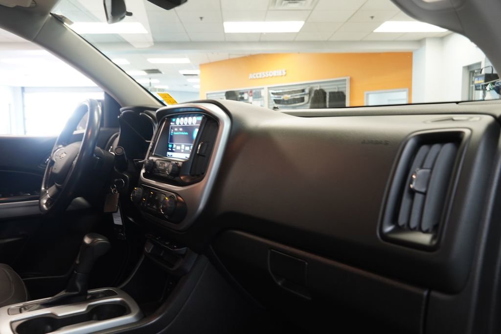 Used 2018 Chevrolet Colorado LT image 28