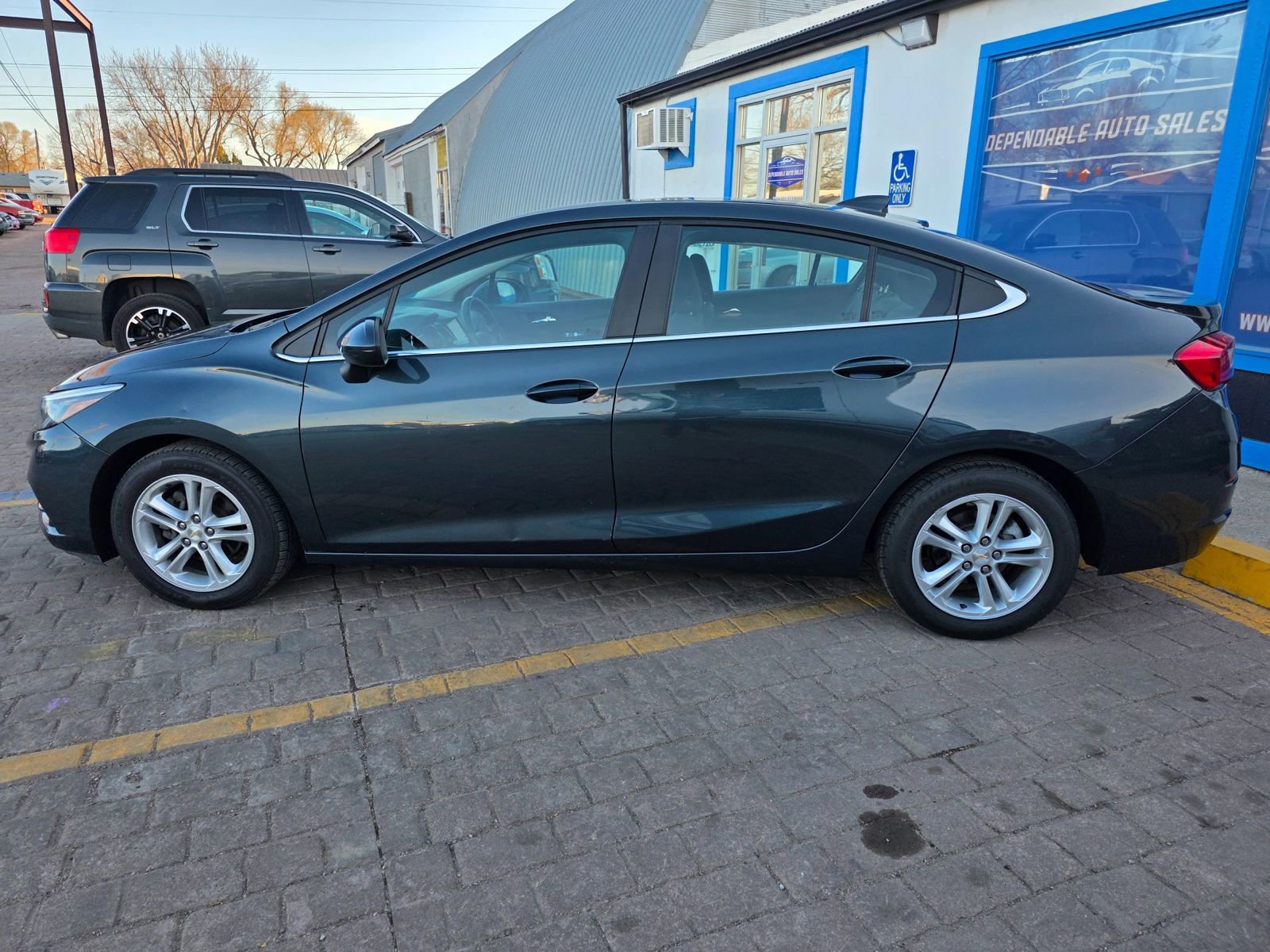 Used 2018 Chevrolet Cruze LT w/ LT Fleet Convenience Package image 7