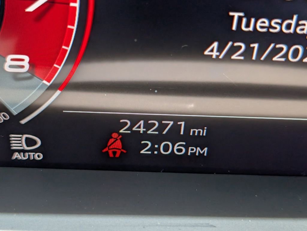 Used 2025 Audi SQ8 Prestige AWD/4WD image 25