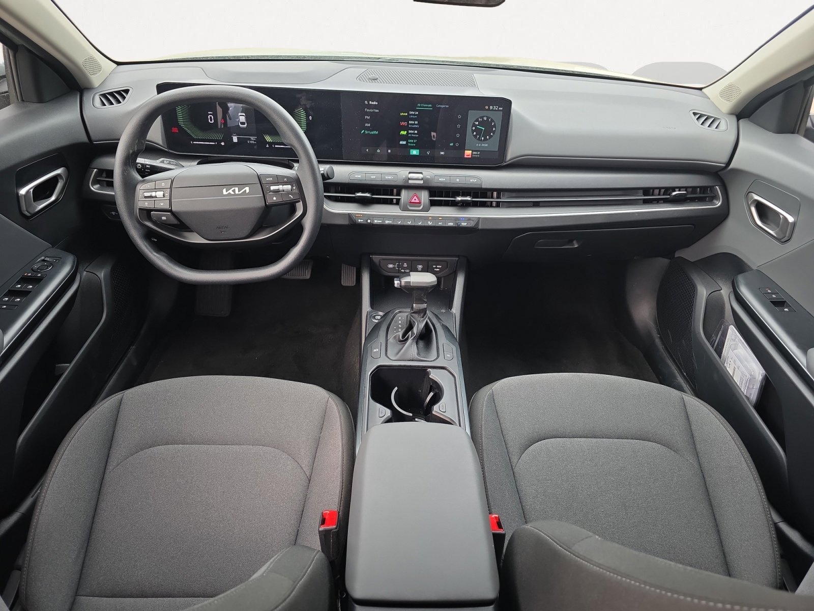 Certified 2025 Kia K4 LXS image 2