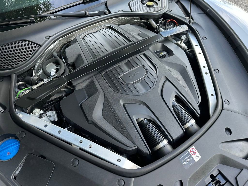 New 2026 Porsche Panamera RWD image 25