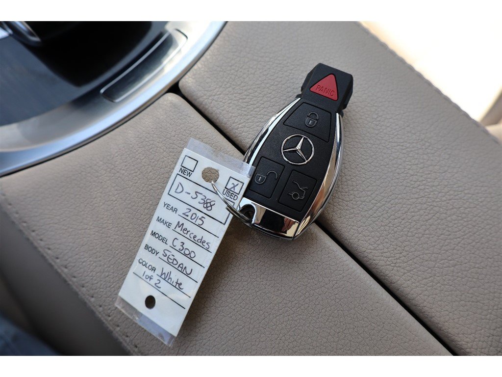 Used 2015 Mercedes-Benz C 300 Sedan image 34