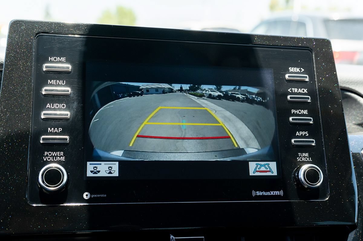 Used 2022 Toyota Camry SE w/ Convenience Package FWD image 29