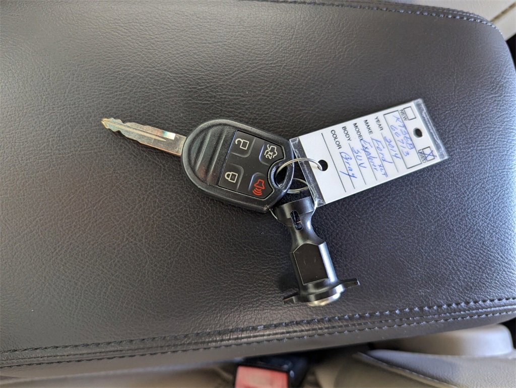 Used 2014 Ford Explorer XLT w/ Equipment Group 202A image 27