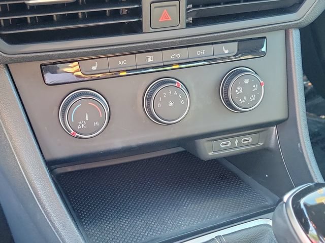 Certified 2024 Volkswagen Jetta Sport FWD image 23