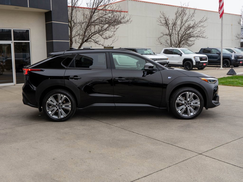 Used 2024 Subaru Solterra Limited w/ Limited Package image 8